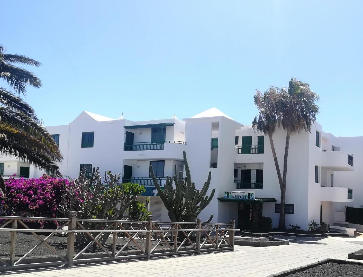 Marina Beach-Apartamentos Tahiche Costa Teguise Exterior photo
